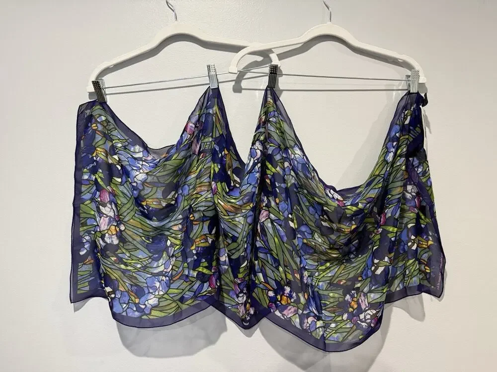NWT The MET Exclusive Louis C Tiffany Irises 100% Silk Scarf Museum Logo Floral